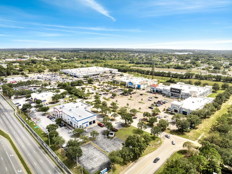 More Photos Of 8010 W Colonial Dr, Orlando Freestanding For Sale