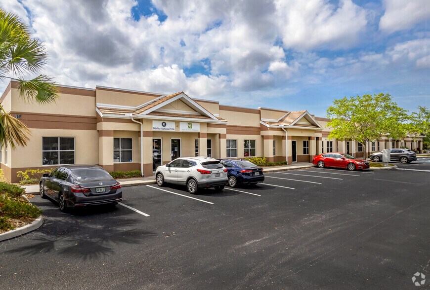 More Photos Of 515 E 27th St, Bradenton Office For Sale