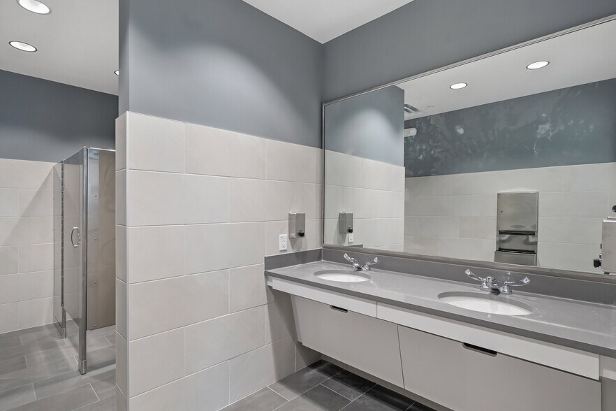 More Photos Of 1225 Fortuna Rd, San Marcos Unknown For Lease