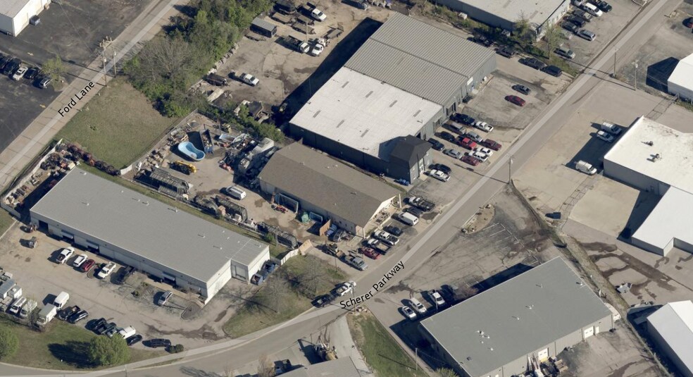 More Photos Of 1817 Scherer Pky, Saint Charles Warehouse For Lease