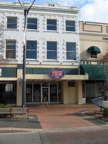 More Photos Of 718 S Kansas Ave, Topeka Storefront Retail Office For Lease