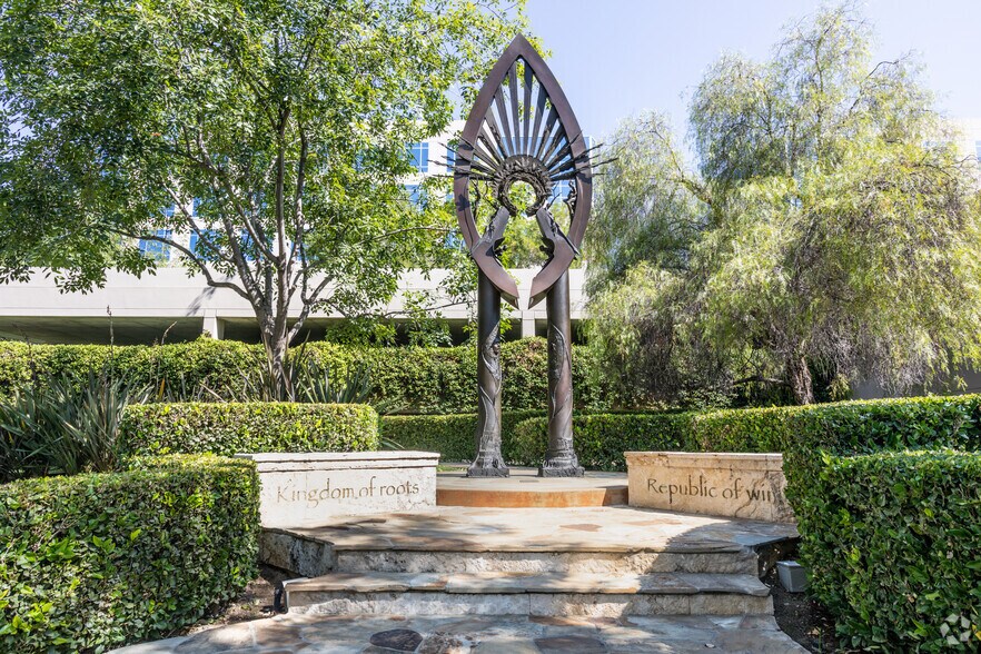 More Photos Of 10 Pointe Dr, Brea Office For Lease