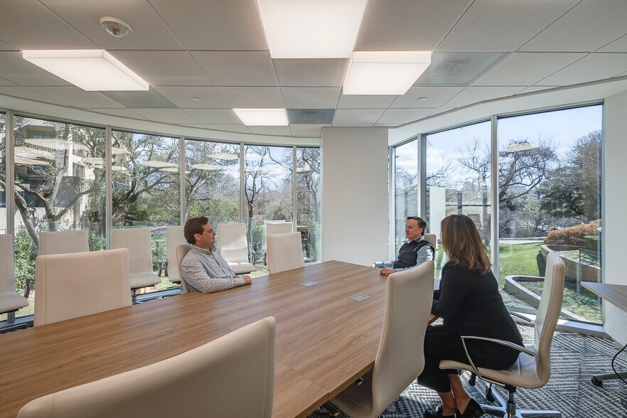 More Photos Of 3811 Turtle Creek Blvd, Dallas Office For Lease