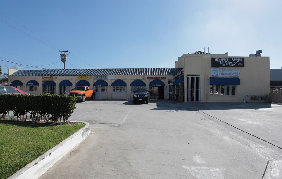 More Photos Of 16502 S Main St, Gardena General Retail For Sale