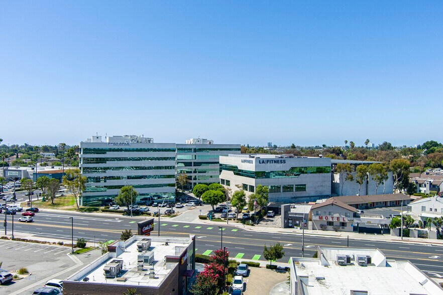 More Photos Of , Long Beach Office For Sale