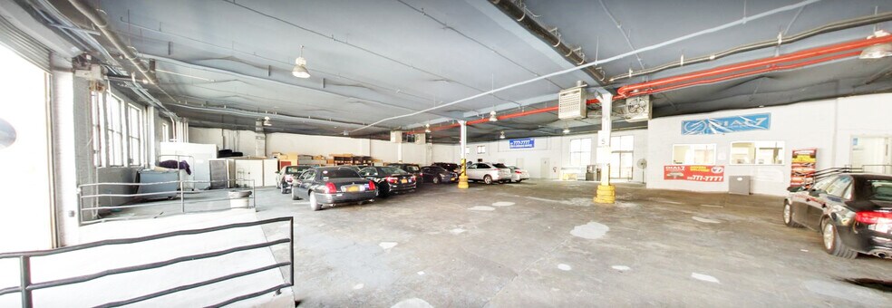 More Photos Of 43-23 35th St, Long Island City Manufacturing For Lease
