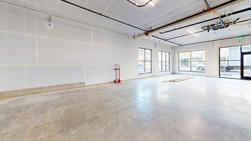 More Photos Of 1625 NE Market Dr, Fairview Apartments For Lease