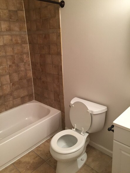 More Photos Of 17100 Clinton River Rd, Clinton Township Apartments For Sale