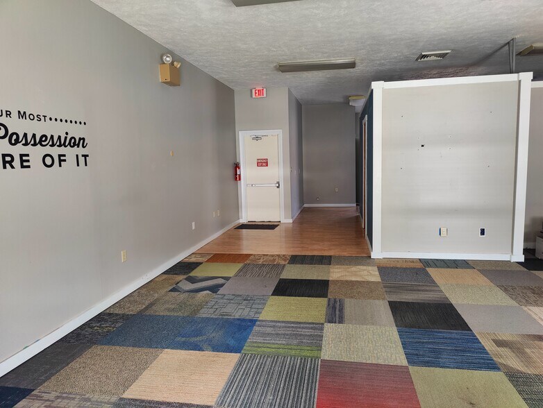 More Photos Of 2331 Route 209, Sciota Office For Lease