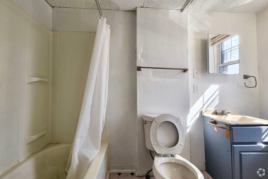 More Photos Of 512-514 Lake Ave, Rochester Apartments For Sale