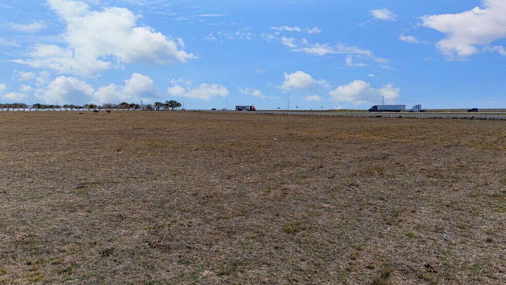 More Photos Of 7870 W Interstate 10, Seguin Land For Sale
