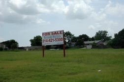 More Photos Of 601 N Walton Walker Blvd, Dallas Land For Sale