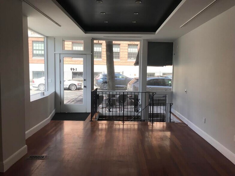 More Photos Of 149 North St, Boston Storefront Retail Residential For Lease