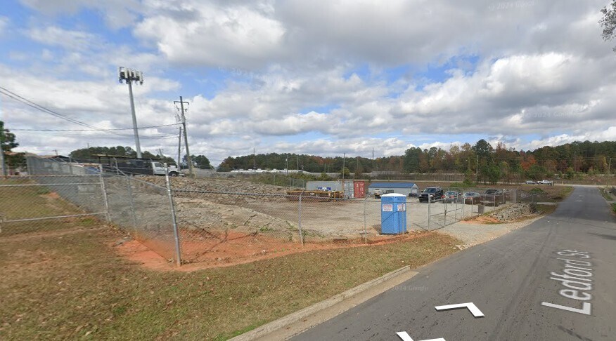 More Photos Of 761 Ledford St SE, Smyrna Warehouse For Sale