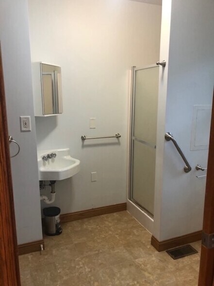 More Photos Of 6368 Elm St, North Branch Office For Sale