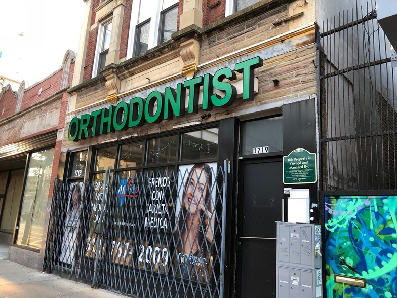 More Photos Of 1719 W 18th St, Chicago Storefront Retail Residential For Lease
