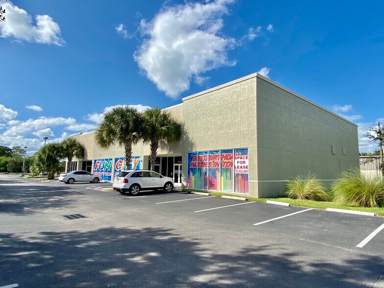 More Photos Of 1375 US Highway 1, Vero Beach Flex For Lease