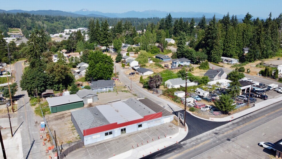 More Photos Of 405 S National Ave, Bremerton Service For Sale