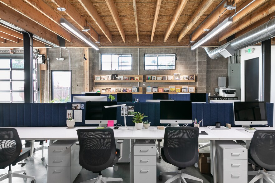 More Photos Of 4312 W Jefferson Blvd, Los Angeles Office For Lease