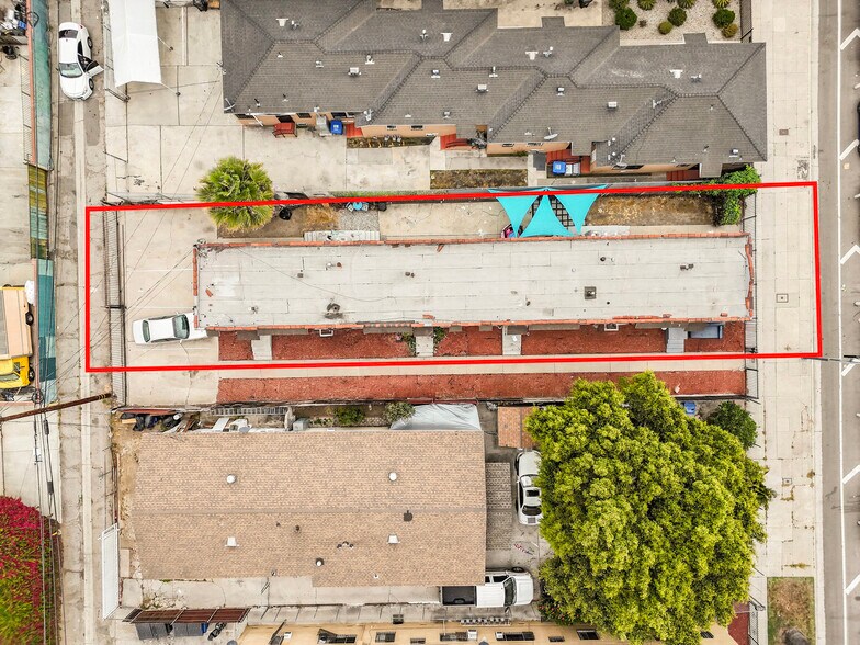 More Photos Of 10712 S Broadway, Los Angeles Apartments For Sale
