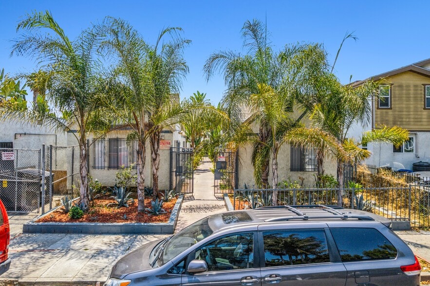 More Photos Of 526-534 W 47th St, Los Angeles Apartments For Sale