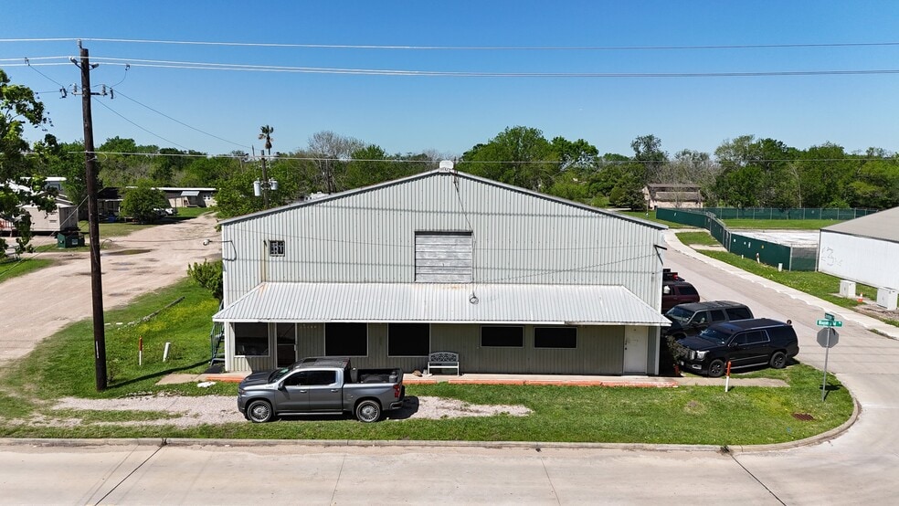 Primary Photo Of 5834 Josephine St, Pearland Warehouse For Sale