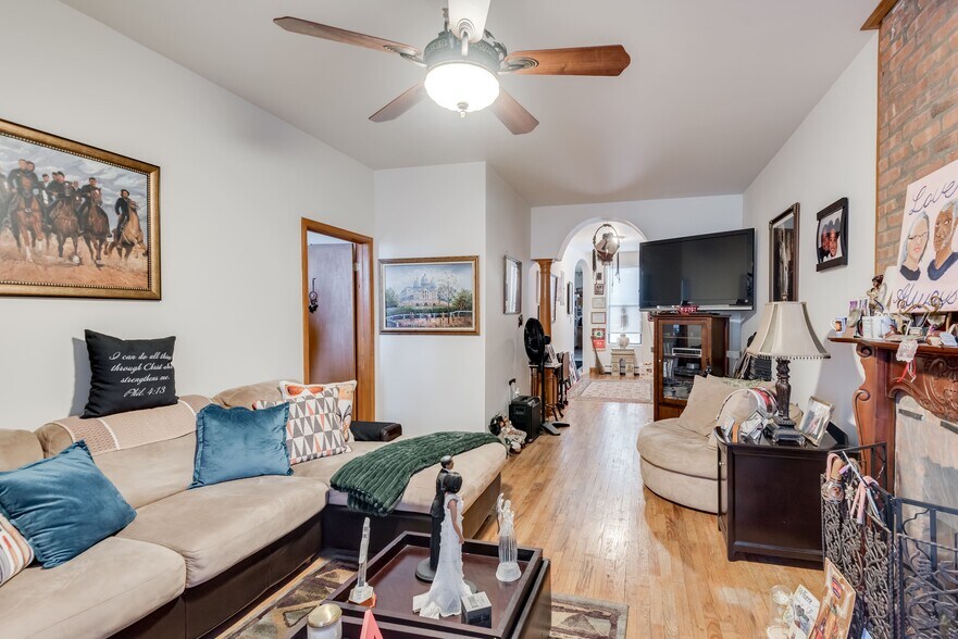 More Photos Of 898 Hancock St, Brooklyn Apartments For Sale