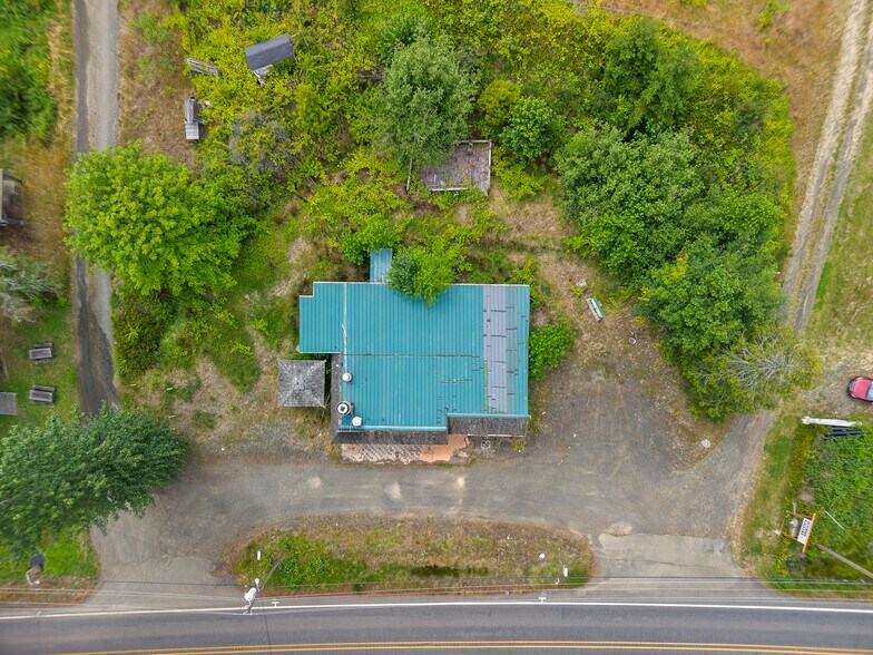 More Photos Of 21391 N US Highway 101, Shelton General Retail For Sale