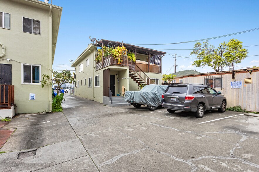 More Photos Of 1430-1436 45th Ave, Oakland Apartments For Sale