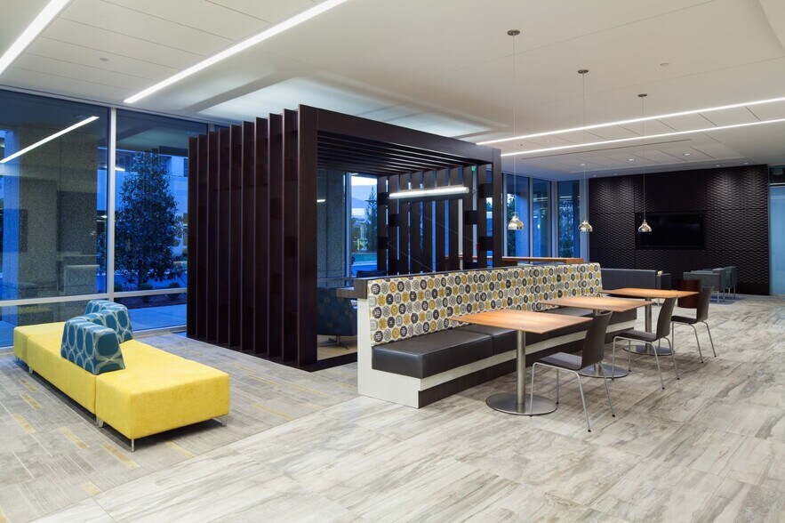 More Photos Of 4131 Parklake Ave, Raleigh Office For Lease