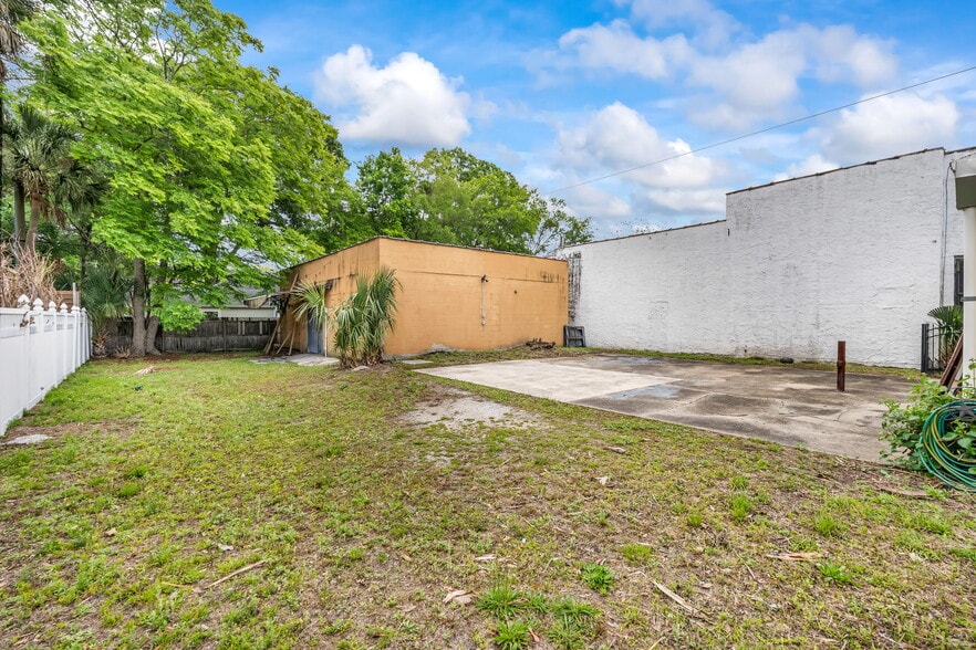 More Photos Of 1425 Walnut St, Jacksonville Freestanding For Sale