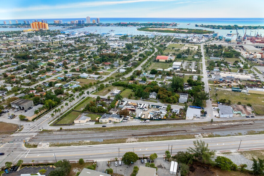 More Photos Of 1204 Commercial St, West Palm Beach Lodge Meeting Hall For Sale