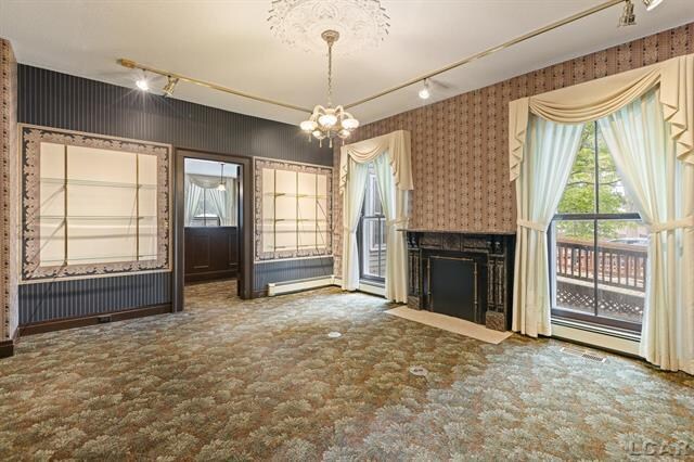 More Photos Of 222 E Maumee St, Adrian Office Residential For Sale