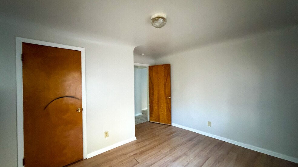 More Photos Of 2894-2898 Harrison Ave, Cincinnati Apartments For Sale