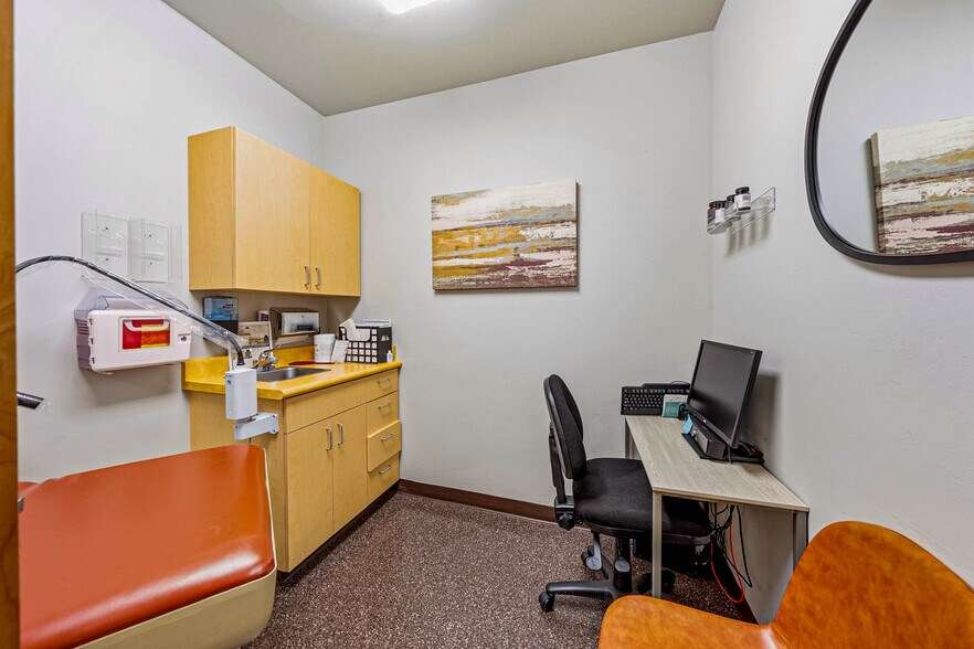 More Photos Of 3156 State St, Medford Medical For Sale