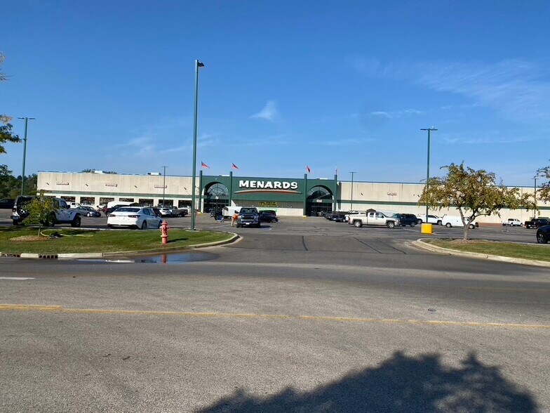 More Photos Of 1388 S US Highway 12, Fox Lake Storefront Retail Office For Sale