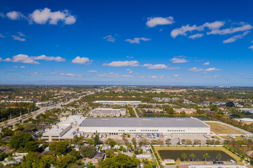More Photos Of 5480 W Hillsboro Blvd, Coconut Creek Light Distribution For Lease