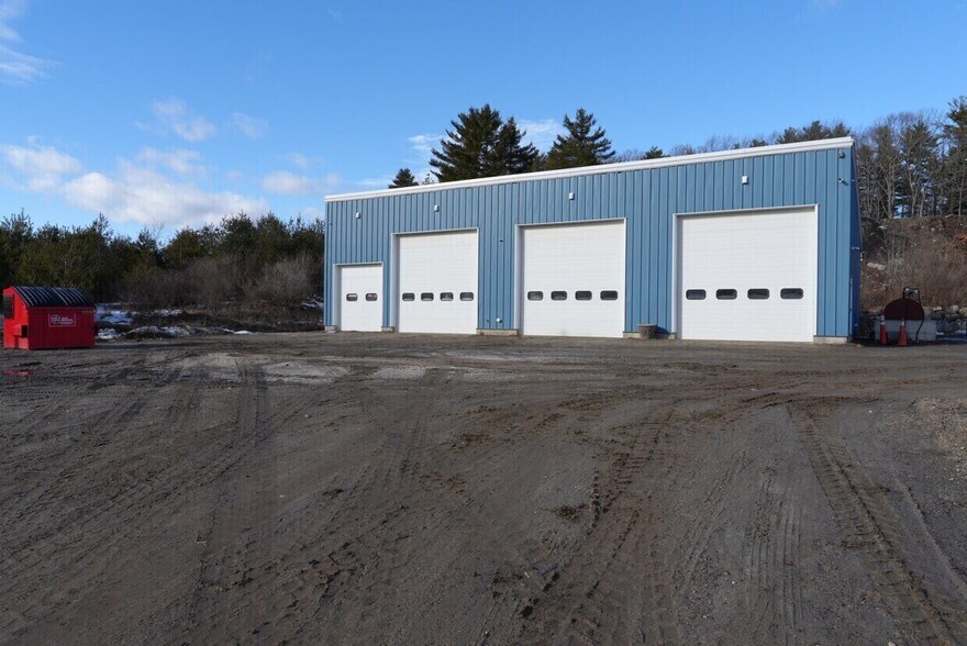 Primary Photo Of 454 Wadleigh Falls Rd, Newmarket Manufacturing For Lease