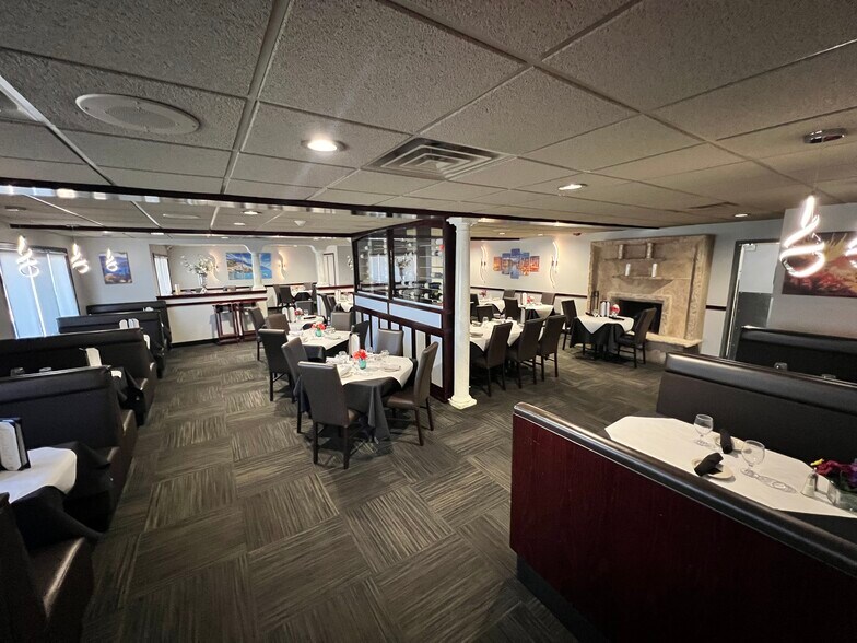 More Photos Of 9415 Main St, Clarence Freestanding For Sale