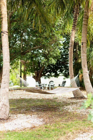More Photos Of 314 S Federal Hwy, Lake Worth Beach Apartments For Sale