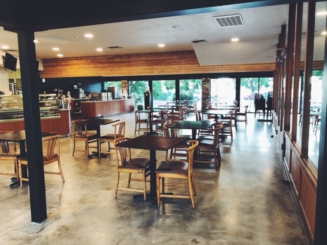 More Photos Of 10395 Rockingham Dr, Sacramento Restaurant For Lease