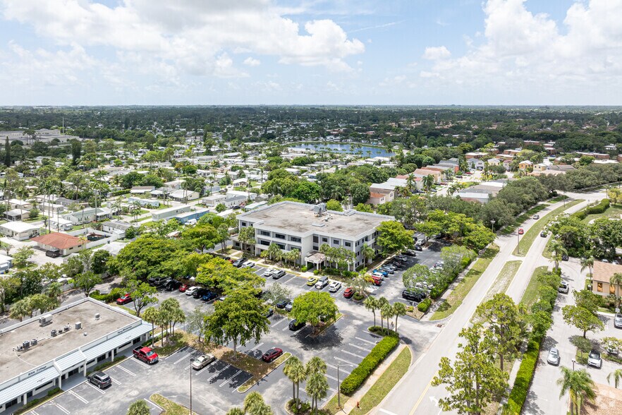 More Photos Of 5700 Lake Worth Rd, Greenacres Medical For Lease