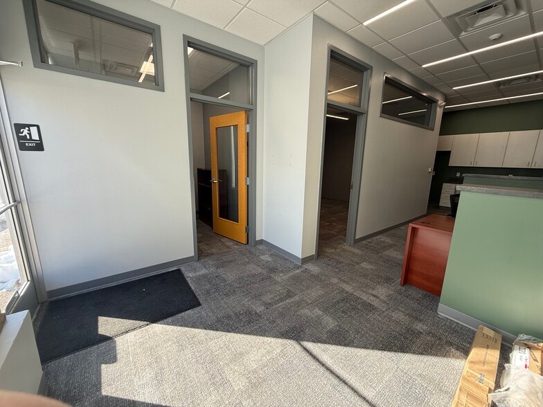 More Photos Of 2212 Murray Ave, Pittsburgh Apartments For Lease