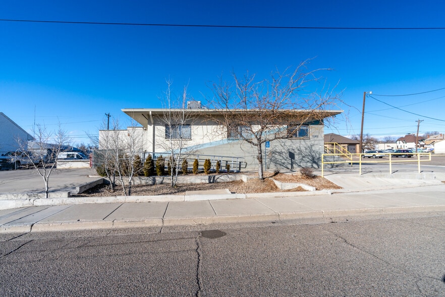 More Photos Of 711 W 8th St, Pueblo Manufacturing For Sale