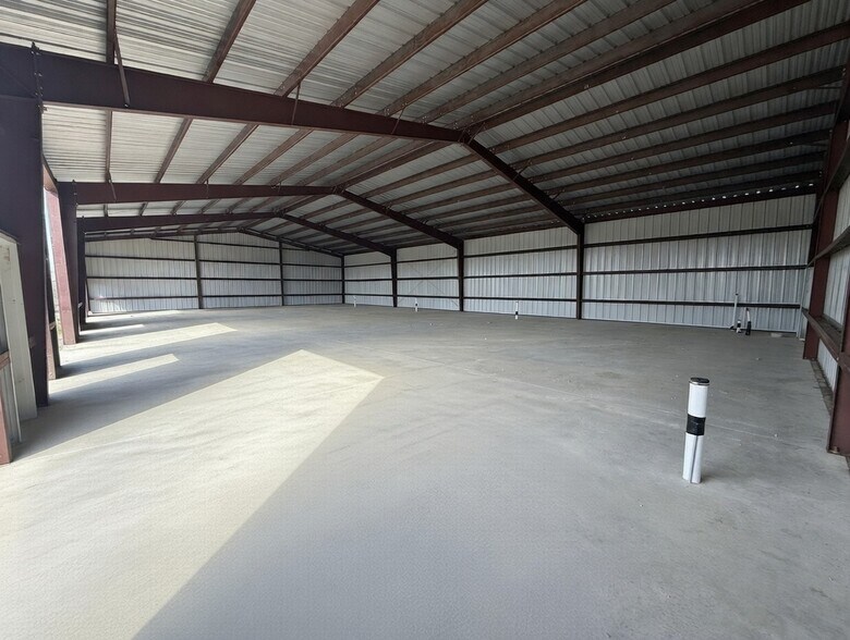 More Photos Of TBD Utility Rd, Sanger Warehouse For Lease