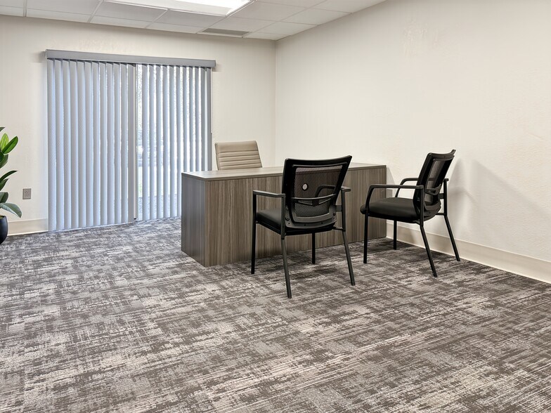 More Photos Of 4110 Southpoint Blvd, Jacksonville Coworking Space