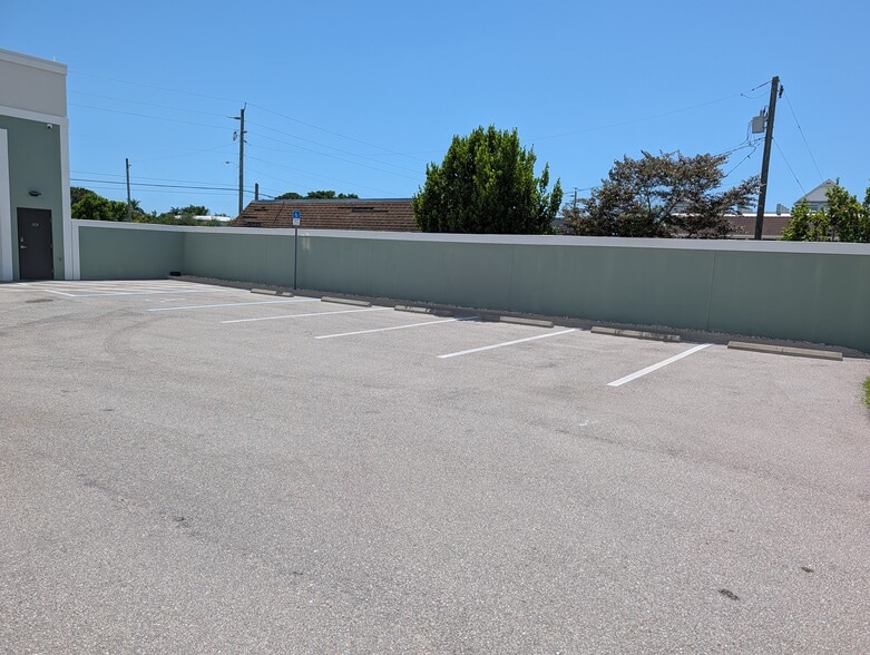 More Photos Of 4276 Bonita Beach Rd, Bonita Springs Self Storage For Sale