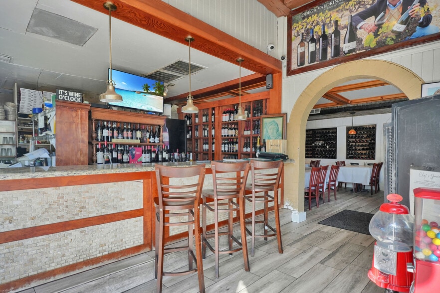 More Photos Of 3800 SW 8th St, Coral Gables Restaurant For Sale