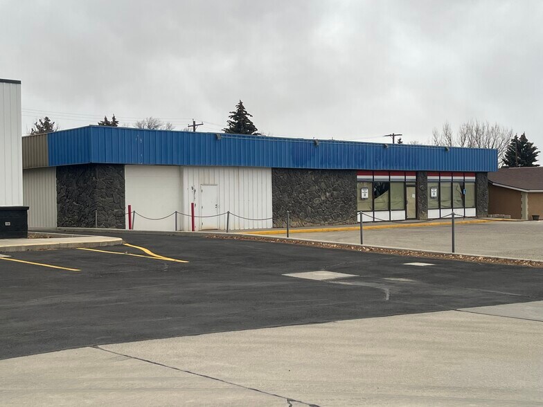 Primary Photo Of 577 W Coulter Ave, Powell Freestanding For Lease