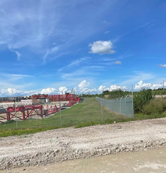 More Photos Of 500 Orange Avenue Cir, Belle Glade Land For Lease